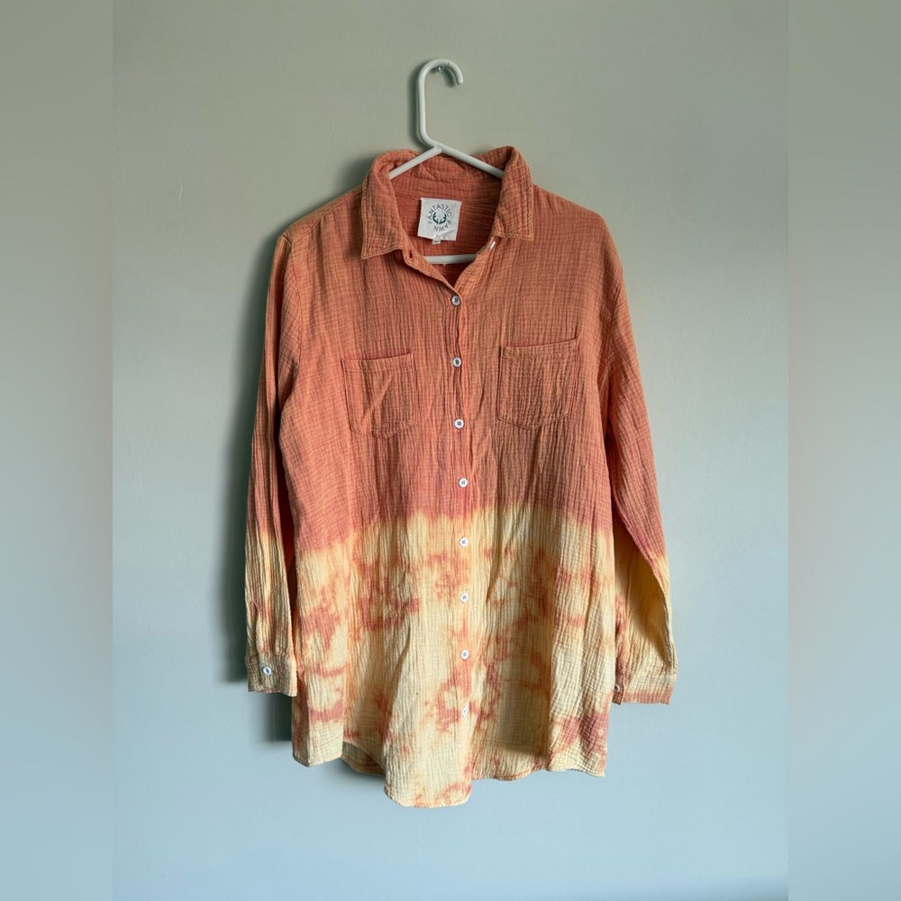 Fantastic Fawn Gauzy Summer Ombré Tie-Die Orange Yellow Button-Up Shirt Large